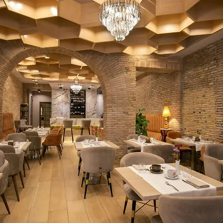 Pensjonat Condotti Belvedere Rzym